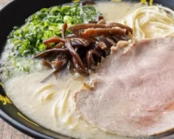 写真：とんこつラーメン